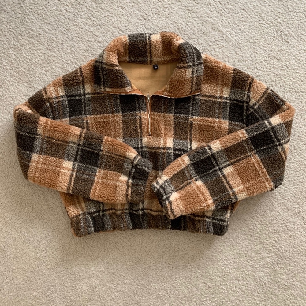 Cropped zip up pullover